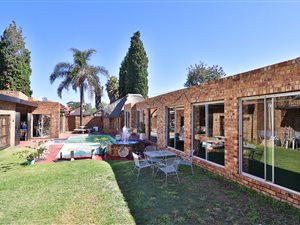 4 Bed House in Winchester Hills