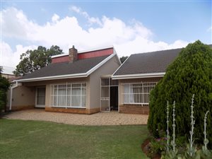 3 Bed House in Oberholzer