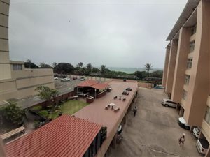 1 Bed Apartment in Amanzimtoti