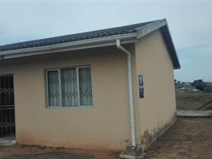 2 Bed House in Trenance Manor