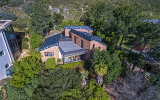 3 Bedroom House in Bakoven