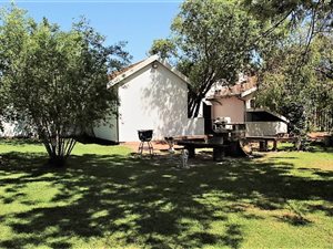 8556 m² Farm in President Park