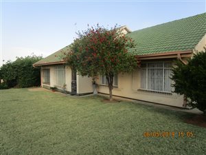 8.6 ha Farm in Randfontein