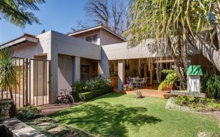 4 Bedroom House in Orchards