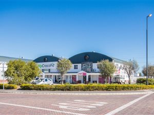 155 m² Commercial space in Paardevlei