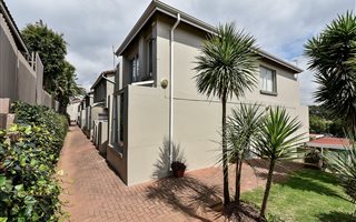 3 Bedroom Townhouse in Bedfordview