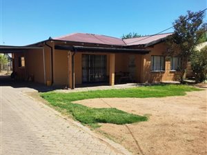 4 Bed House in Noordhoek
