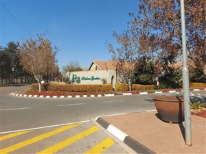3 Bed Duplex in Raslouw