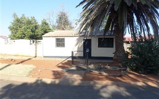 2 Bedroom House in Mohadin