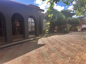 7 Bed House in Heidedal