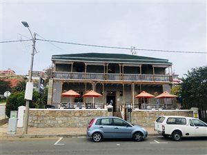 400 m² Commercial space in Mossel Bay Central
