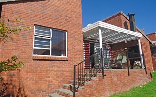 3 Bedroom Townhouse in Pentagon Park