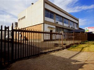 2618 m² Industrial space in Isando