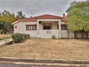 4 Bed House in Wellington Central