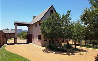 1169 m² Land available in Redstone Country Estate