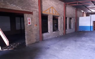 500 m² Industrial space in Rustenburg Central