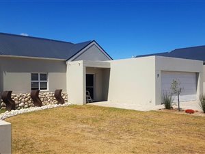 3 Bed House in Laguna Sands
