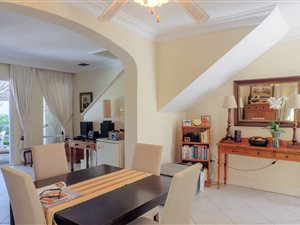 3 Bed Duplex in Prospect Hall