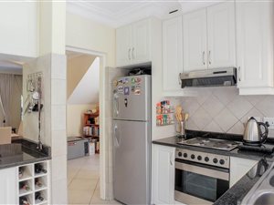 3 Bedroom Duplex in Prospect Hall