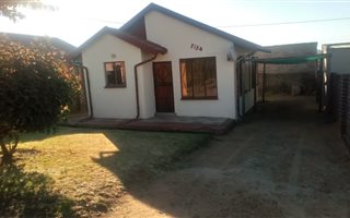 2 Bedroom House in Ebony Park