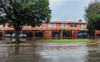 3 Bedroom Townhouse in Silverton