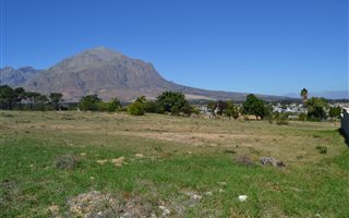 1120 m² Land available in Wolseley