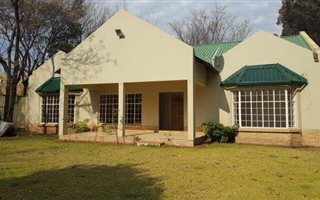 5 Bedroom House in Henley on Klip