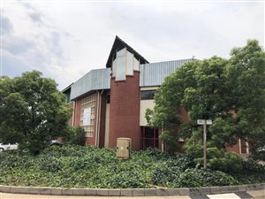 870 m² Industrial space in Founders Hill