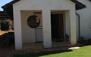 3 Bedroom House in Lindo Park