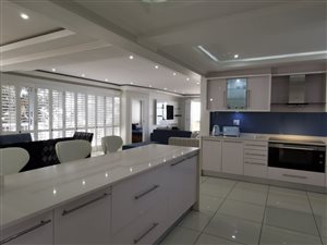 3 Bed Apartment in Umdloti Beach
