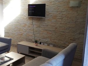 2 Bed Apartment in Palm Lakes Estate