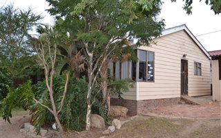 3 Bedroom House in Albertinia