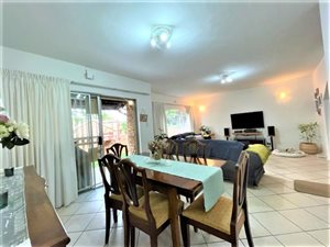 4 Bed Townhouse in Kensington B
