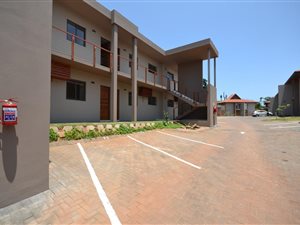 2 Bed Apartment in Zimbali