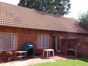 3 Bed House in Weavind Park