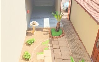 3 Bedroom Duplex in Quellerina