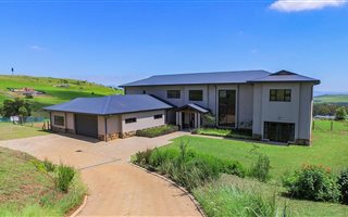 4 Bedroom House in Intaba Ridge Secure Eco Estate
