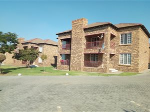 2 Bed Apartment in Erand Gardens