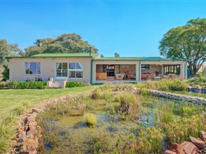 8.5 ha Farm in Krugersdorp Central
