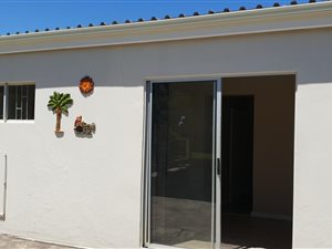 1 Bed House in Beachview