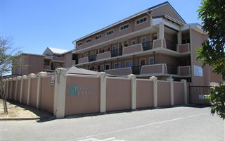 2 Bedroom Apartment in Uitzicht