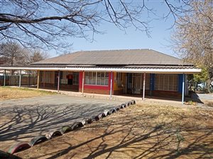 495 m² Office Space in Vereeniging Central
