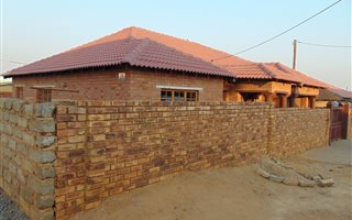 3 Bedroom House in Lotus Gardens