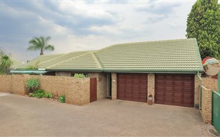 3 Bedroom Cluster in Doringkloof