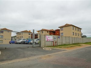 2 Bed Apartment in Brackenham