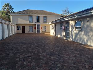 1 Bedroom Apartment in Tableview