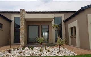 4 Bedroom House in Midstream Ridge Estate