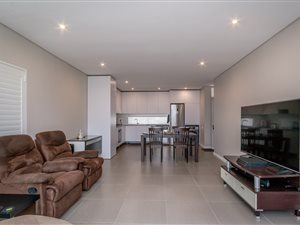 2 Bed House in Somerset Lakes