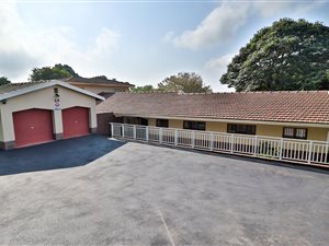 4 Bed House in Kloof