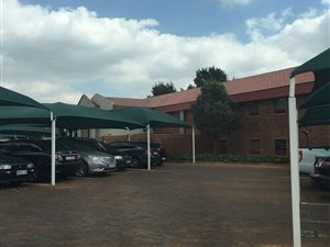 1598 m² Office Space in Gateway Industrial Park
